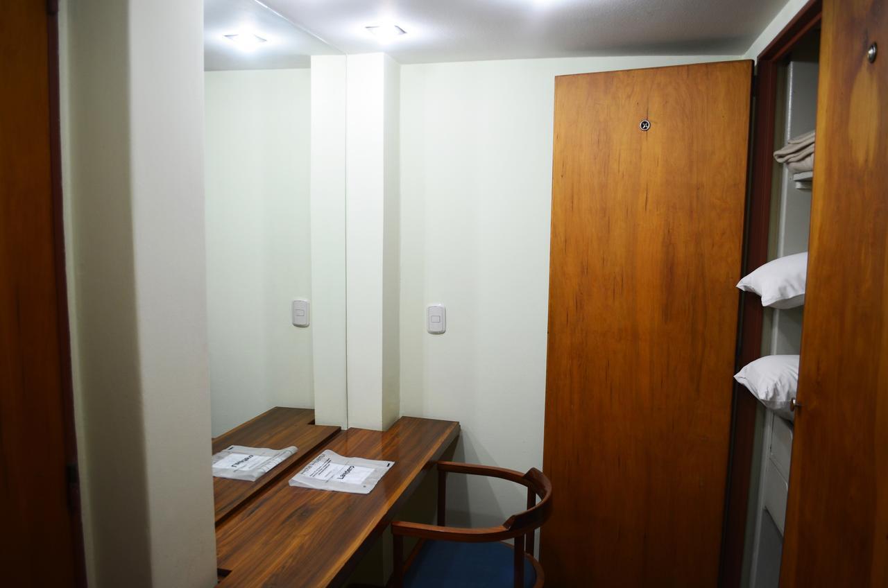 Hotel Huemul Хенерал Рока Екстериор снимка