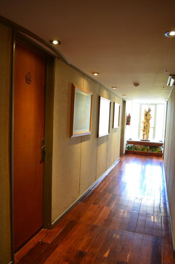 Hotel Huemul Хенерал Рока Екстериор снимка