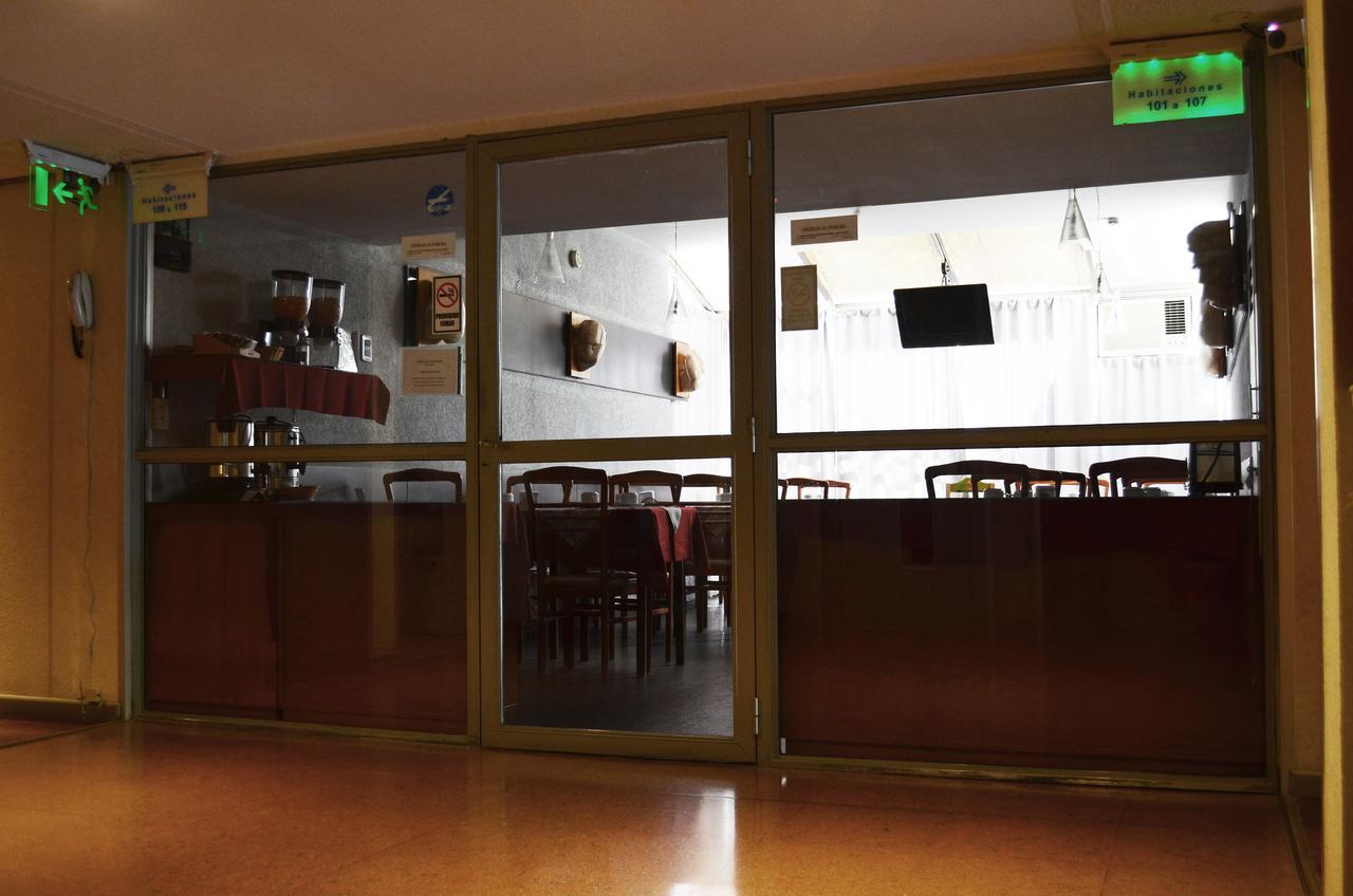 Hotel Huemul Хенерал Рока Екстериор снимка